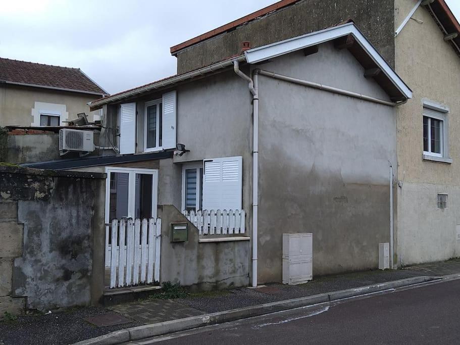 Chamouilley Petite Maison De Village מראה חיצוני תמונה
